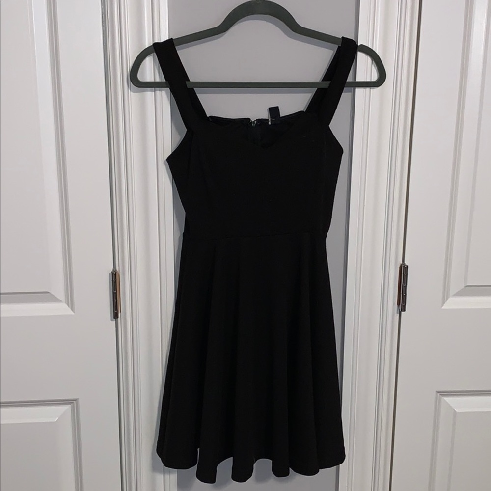 Black dress size s
